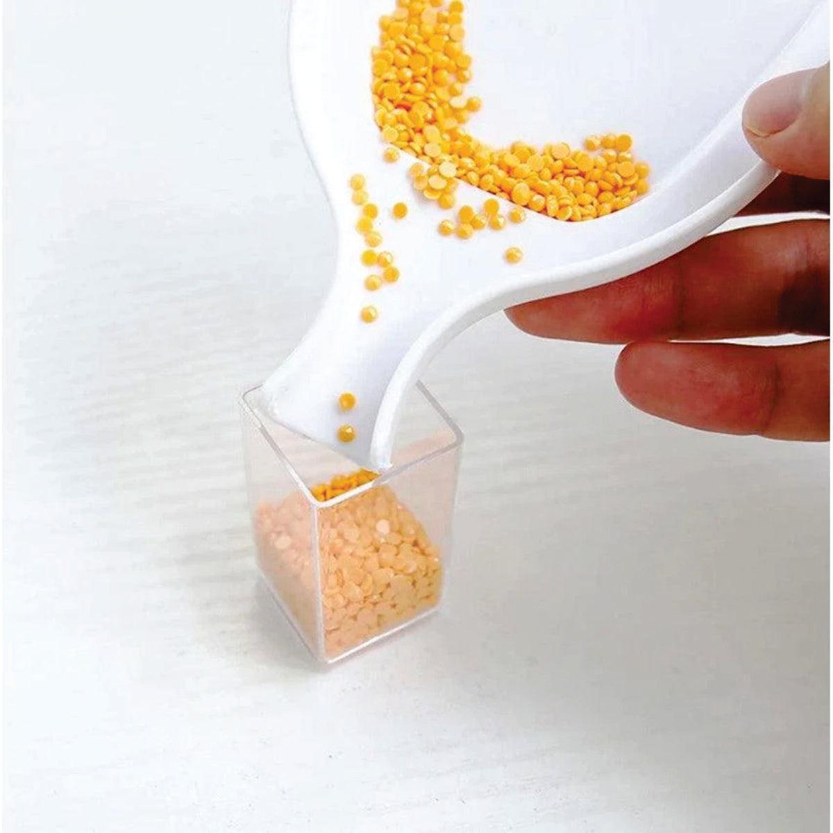 Handheld Brush and Pan for Diamond Spills - Diamond Art Dezigns