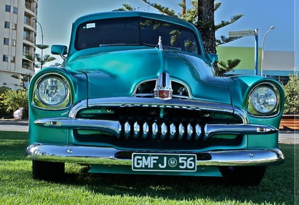 Vintage Aqua Car - Diamond Art Dezigns